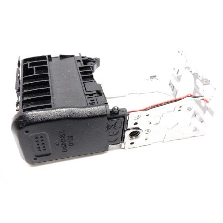 Komora i klapka baterii Canon G9