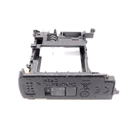 Komora i klapka baterii Canon S100