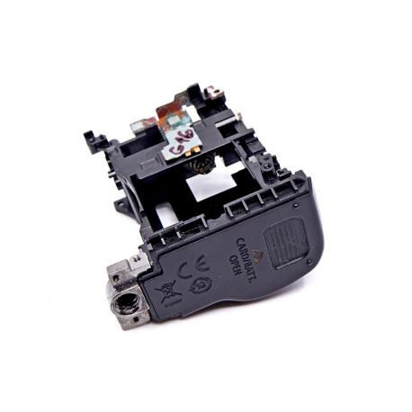 Komora i klapka baterii Canon G16