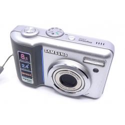 Aparat Samsung S800 Srebrny - Kompaktowy aparat cyfrowy - sprawny, dobry stan