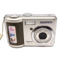 Aparat Samsung Digimax Cyber 530 - złoty, bardzo dobry stan, mało używany,