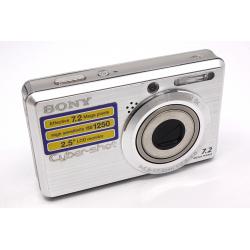 Aparat Sony CYBER-SHOT DSC-S750 srebrny zgrabny kompakt
