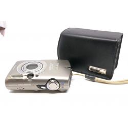 Aparat Canon Ixus 900 Ti - 10 Mpix - Titanium - Szampański - Bardzo dobry stan - Oryg. pokrowiec