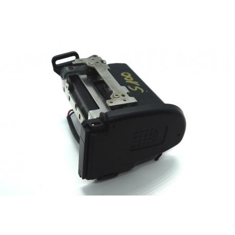 Komora i klapka baterii Fuji S100