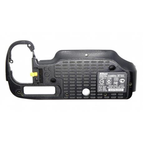 Dolna część obudowy Nikon D7100