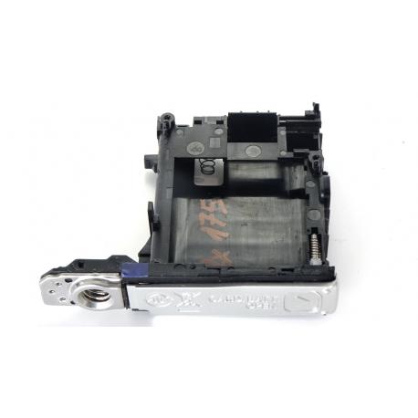 Komora i klapka baterii Canon IXUS 175